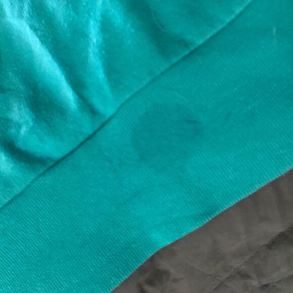 VS PINK Sweatshirt - Picture 4 of 6